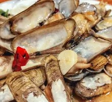 Spicy Stir-Fried Clams