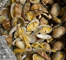 Spicy Stir-Fried Clams