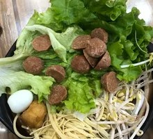 Beef Meatball Rice Noodles