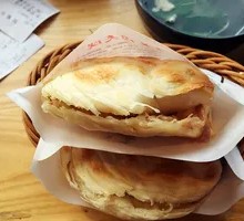 Pork Sandwich in Flatbread