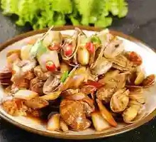 Spicy Stir-Fried Clams