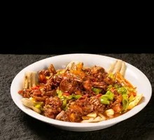 Linyi Stir-Fried Chicken
