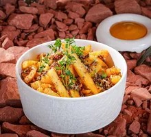 Black Truffle Garlic Spicy Cheese Fries