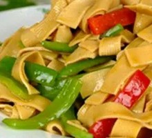 Bell Pepper and Tofu Skin Stir-Fry