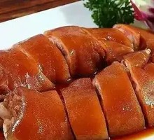 Spicy Braised Pork Trotters