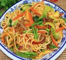 Beef Stir-Fried Noodles