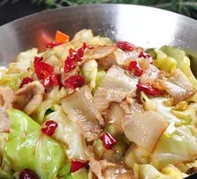 Spicy Stir-Fried Shredded Cabbage