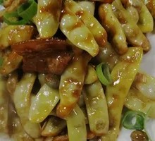 Pork Belly with Golden Beans