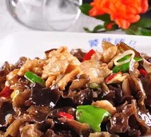 Stir-fried Pork with Wood Ear Mushrooms