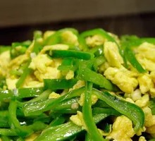 Egg with Green Chili