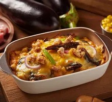 Baked Meat and Eggplant Rice with Thick Sauce