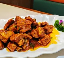 Scallion Aromatized Stir-Fried Pork Ribs