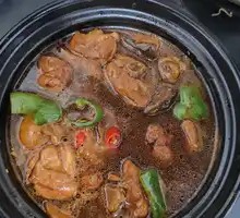 Stewed Chicken with Brown Sauce