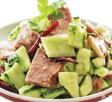 Pork Knuckle with Cucumber