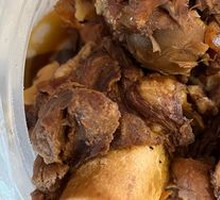 Braised Pork Knuckle with Soy Sauce Flavor