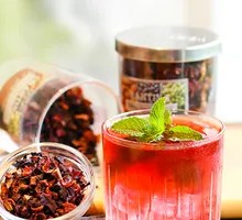Hibiscus Berry Tea