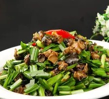 Stir-fried Pork with Leeks
