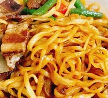 Pork and Green Bean Stew Noodles