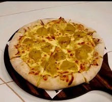 Orleans Grilled Chicken Pizza
