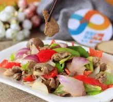 Stir-fried Pork with Wood Ear Mushrooms