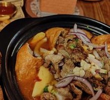 Tendon and Brain Hot Pot