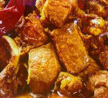 Stewed Pork Ribs in Iron Pot