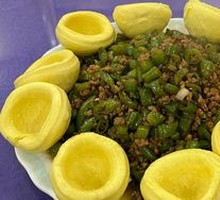 Stir-Fried Pork with Mantou