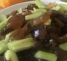 Spicy Cucumber Salad