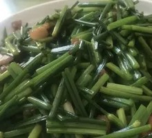 Stir-fried Pork with Leeks