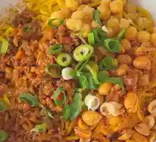 Dry Stir-Fried Noodles with Offal