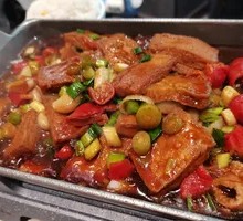 Crispy Tofu Braised with Pig Intestines