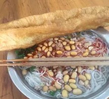 Beef Shank and Intestine Mixed Noodles