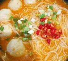 Tomato Fish Ball Noodles