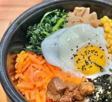 Intangible Heritage Stone Pot Rice