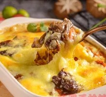 Beef Braised Rice with Cheese Bake