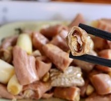 Spiced Intestine Rolls Salad