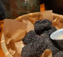 Crispy Black Gold Chicken Bites