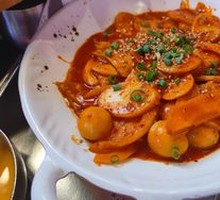 Spicy Rice Cake Stir-Fry