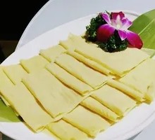Oil-soaked tofu skin