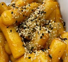 Sweet and Spicy Rice Noodle Strips