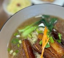 Rice Fragrance Braised Pork Noodles