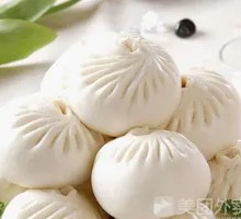 Bok Choy with Mushroom Dumplings