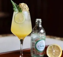 Pineapple Sparkling Water