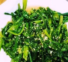 Garlic Stir-Fried Rapeseed Greens