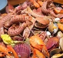Yin's Premium Seafood Giant