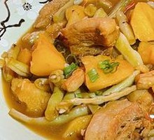 Potato and Kidney Bean with Pork Slices