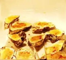 Baked Oysters with Cheese