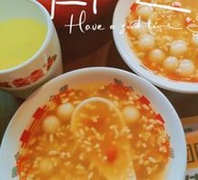 Glutinous Rice Balls in Fermented Rice Soup