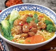 Golden Soup Beef Tripe Noodles