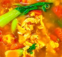 Tomato and Egg Noodle Soup